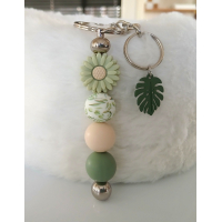 Sleutelhanger | groen & béige | met groen blad
