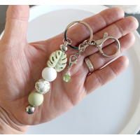Sleutelhanger met kralen | groen, wit | blad