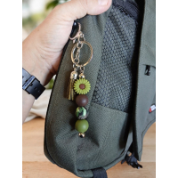 Sleutelhanger met kralen & kwastje | leger | groen