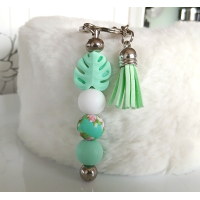 Sleutelhanger met kralen en kwastje | mint, groen, blad