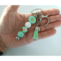 Sleutelhanger met kralen en kwastje | mint, groen, bloem