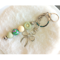 Sleutelhanger met kralen | groen | bloem | strik