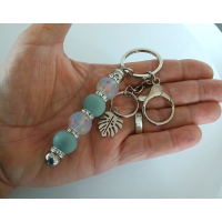 Sleutelhanger met kralen | Grijs, zilver | bedel blad